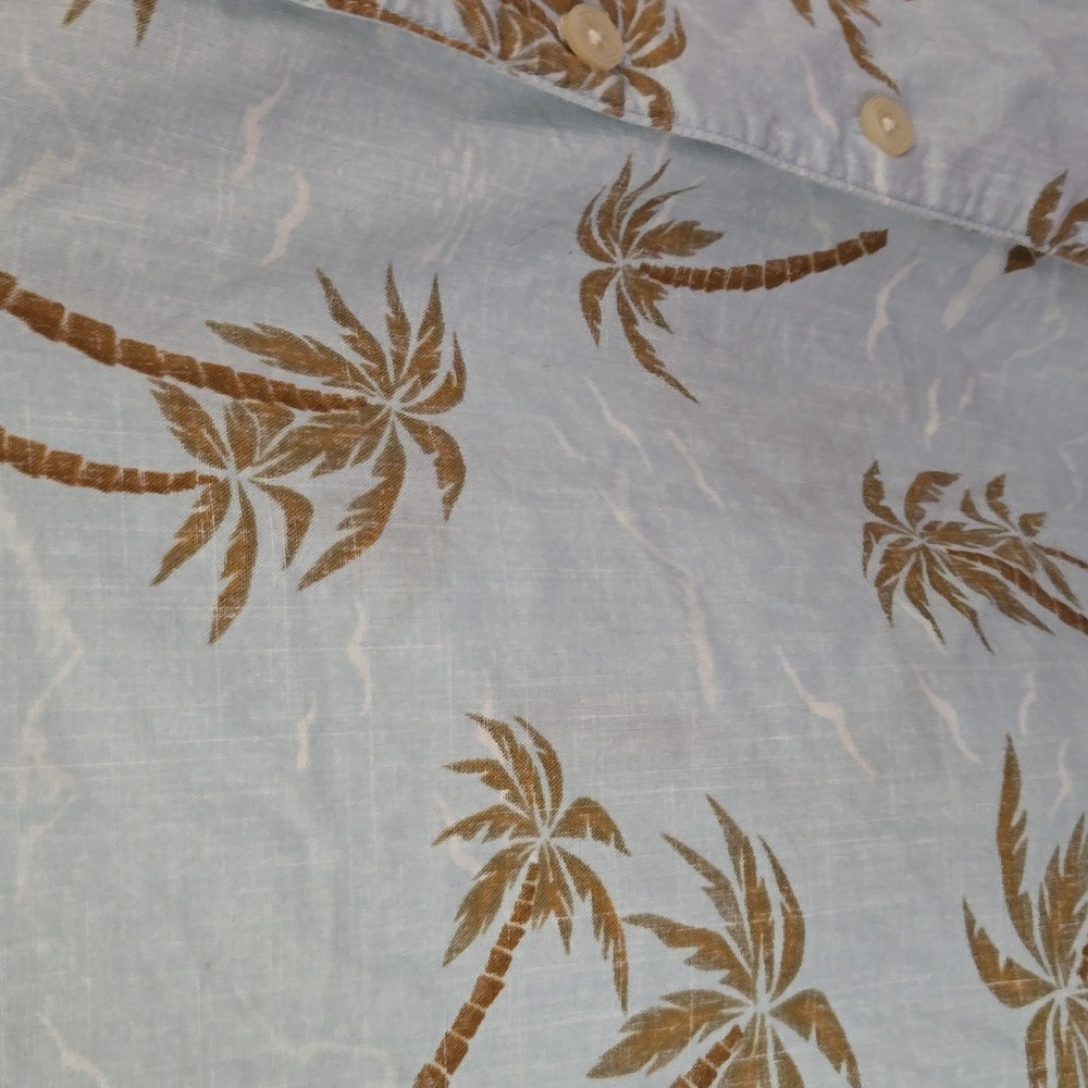 Old Navy tropical short sleeve shirt - Picture 7 of 9